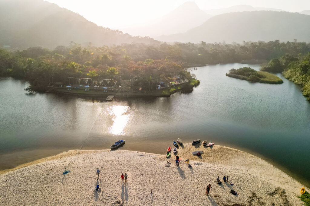 Ubatuba é um dos destinos de praia da rede Velinn Hotéis e Pousadas