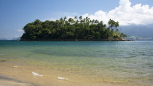 Conheça a praia do Curral em Ilhabela|Depositphotos 419017344 XL