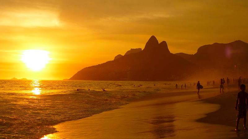 Saiba mais sobre a Praia do Arpoador em Ipanema RJ