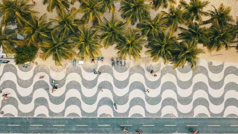 saiba mais sobre as estatuas de copacabana