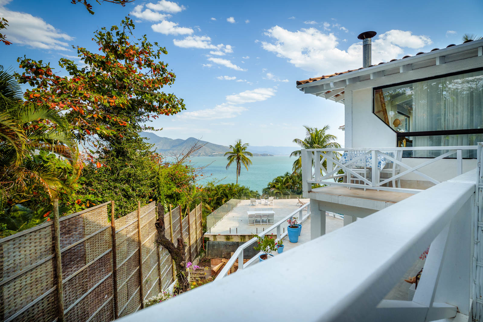 Imagem de lareira em Ilhabela