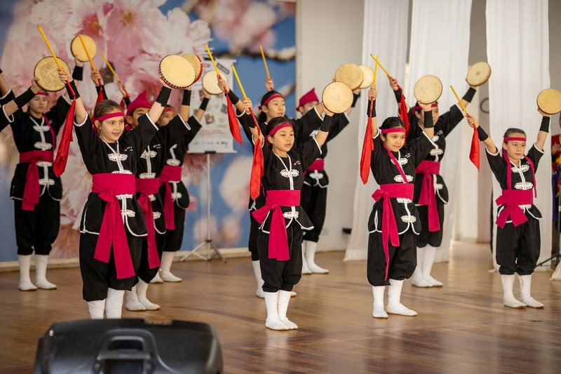 Festa proporciona uma imersão no Hanami, tradicional costume japonês de contemplação das flores, com apresentações de música, dança, artes marciais e gastronomia típica