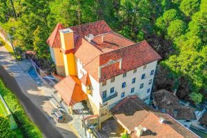 Velinn Hotel Ninho do Falcão em Monte Verde