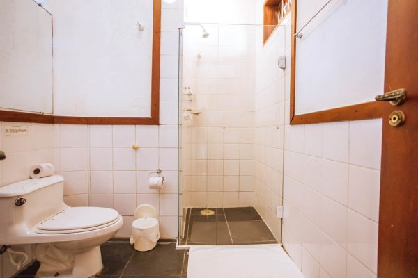 Salle de bains Chambre de luxe Velinn Ponta do Pequeah 78