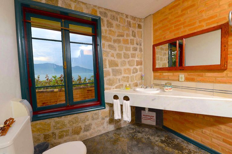 Velinn Hotel Maison Joly Quarto Luxo 15 Banheiro 1