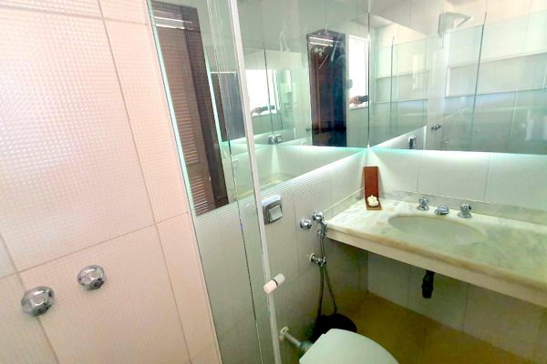 Velinn Reserva Costa Verde Quarto Luxo Banheiro 1