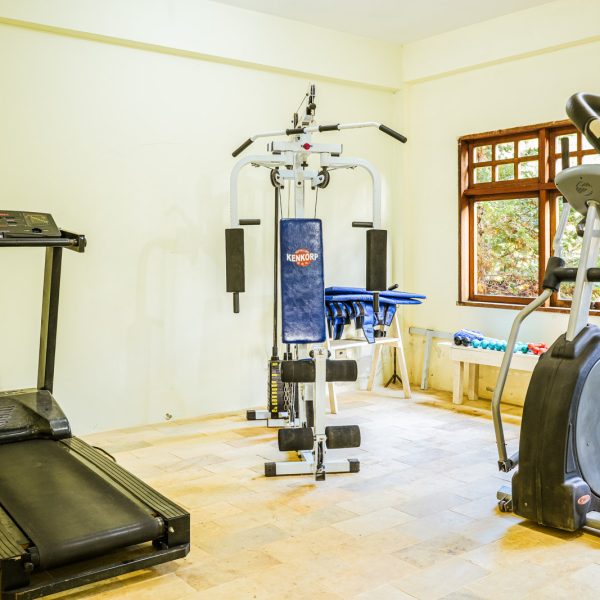 Velinn_ Hotel_Fonte_das_Hortênsias_St_Ant_Pinhal_SalaoPiscinaSauna-10