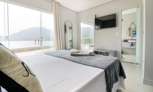 Velinn_Angra_Sunset_Pousada_Angra_dos_Reis_Quarto_Premium-11-qvnzkwklt03dl71zws9x5uchfyow6m88ivrqmg22cw
