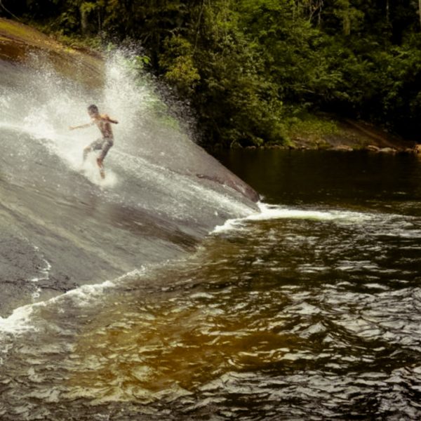 Velinn_Destino_Paraty_Rio_de_Janeiro_Cachoeira_do_Toboga-8