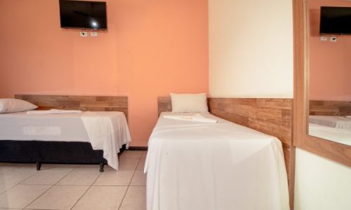 Velinn_Hotel_Dellamares_Ubatuba_Quarto_Familia-8-qwz82t3wwmfoc5hxfwa8il5ntt8zmvebhh7h6yr3q8