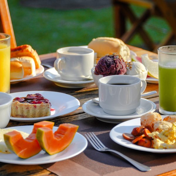 Velinn_Pousada_Bromelias_Ilhabela_Cafe_da_Manha-75