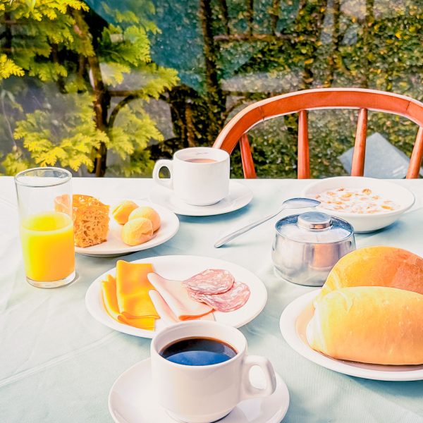 Velinn_Pousada_Cateau_do_Luar_Prime_Campos_do_Jordao_Cafe_da_Manha-16