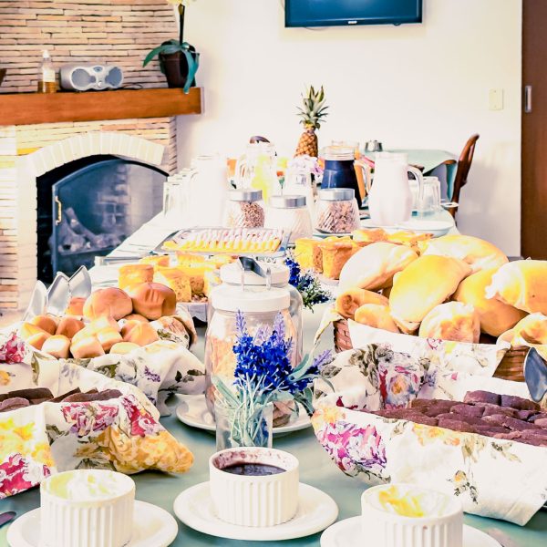 Velinn_Pousada_Cateau_do_Luar_Prime_Campos_do_Jordao_Cafe_da_Manha-6