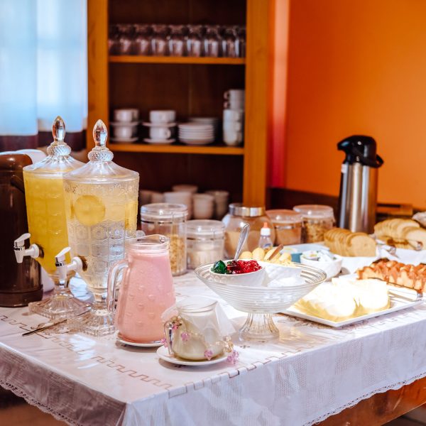 Velinn_Pousada_Face_Norte_Ilhabela_Propriedade_Cafe_da_Manha-1