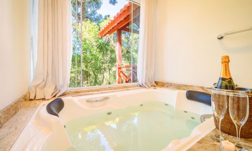 Velinn Pousada Jardim da Mantiqueira em Monte Verde - Hospedagem romântica - Chalés e Suítes com hidromassagem e lareira