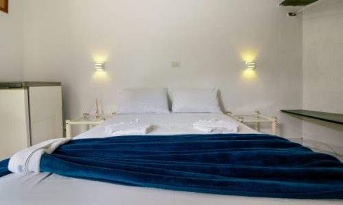 Velinn_Pousada_Ubatuba_Tropical_Quarto_Junior-1-qwg8wifz8qp4lm32uvkhuvf0bzelg5qvf0hsfoylk0