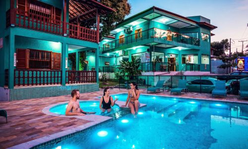 Velinn Pousada Guarubela Veloso em Ilhabela - SP - hospedagem com piscina no sul da ilha - rede Velinn